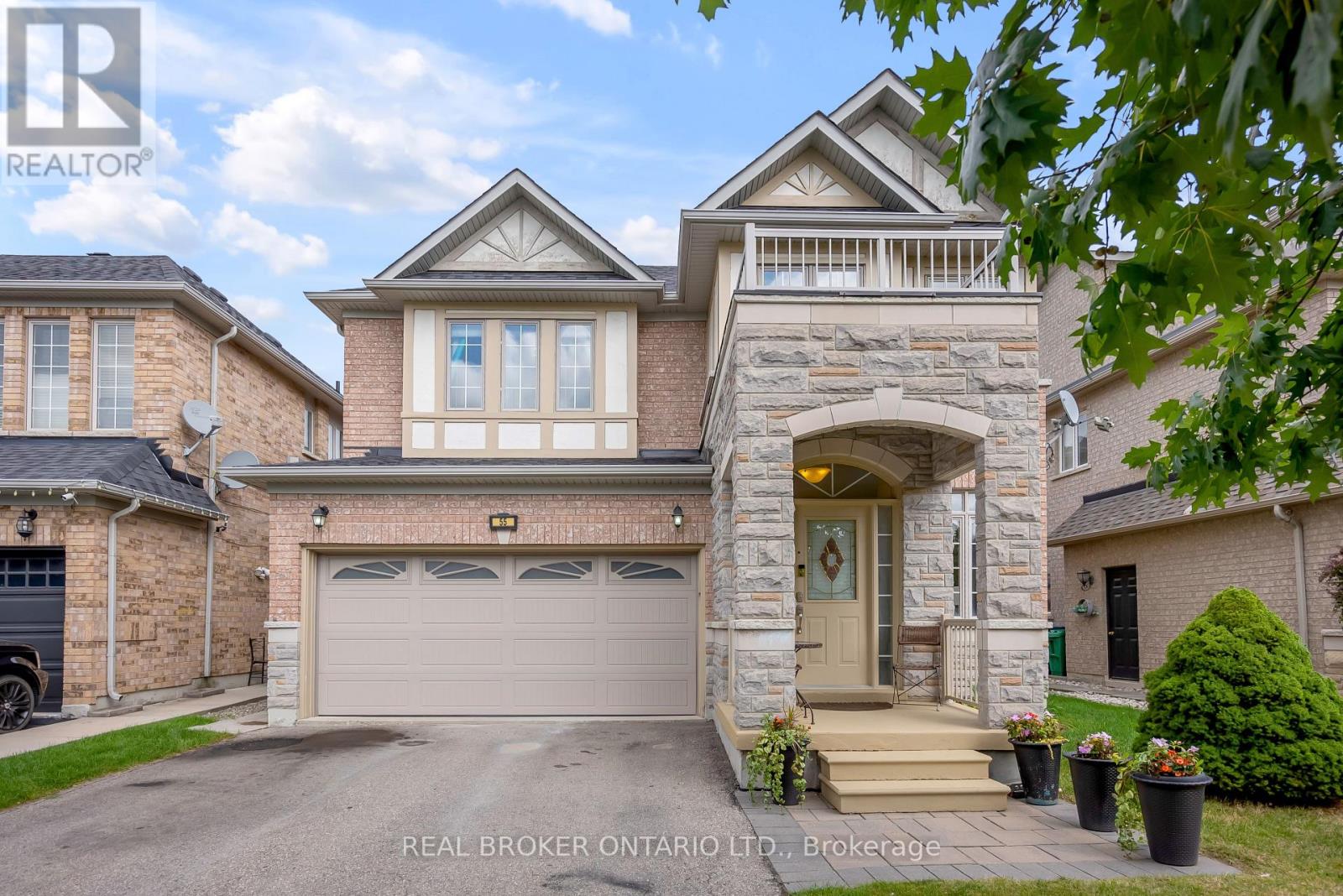 55 DARREN RD