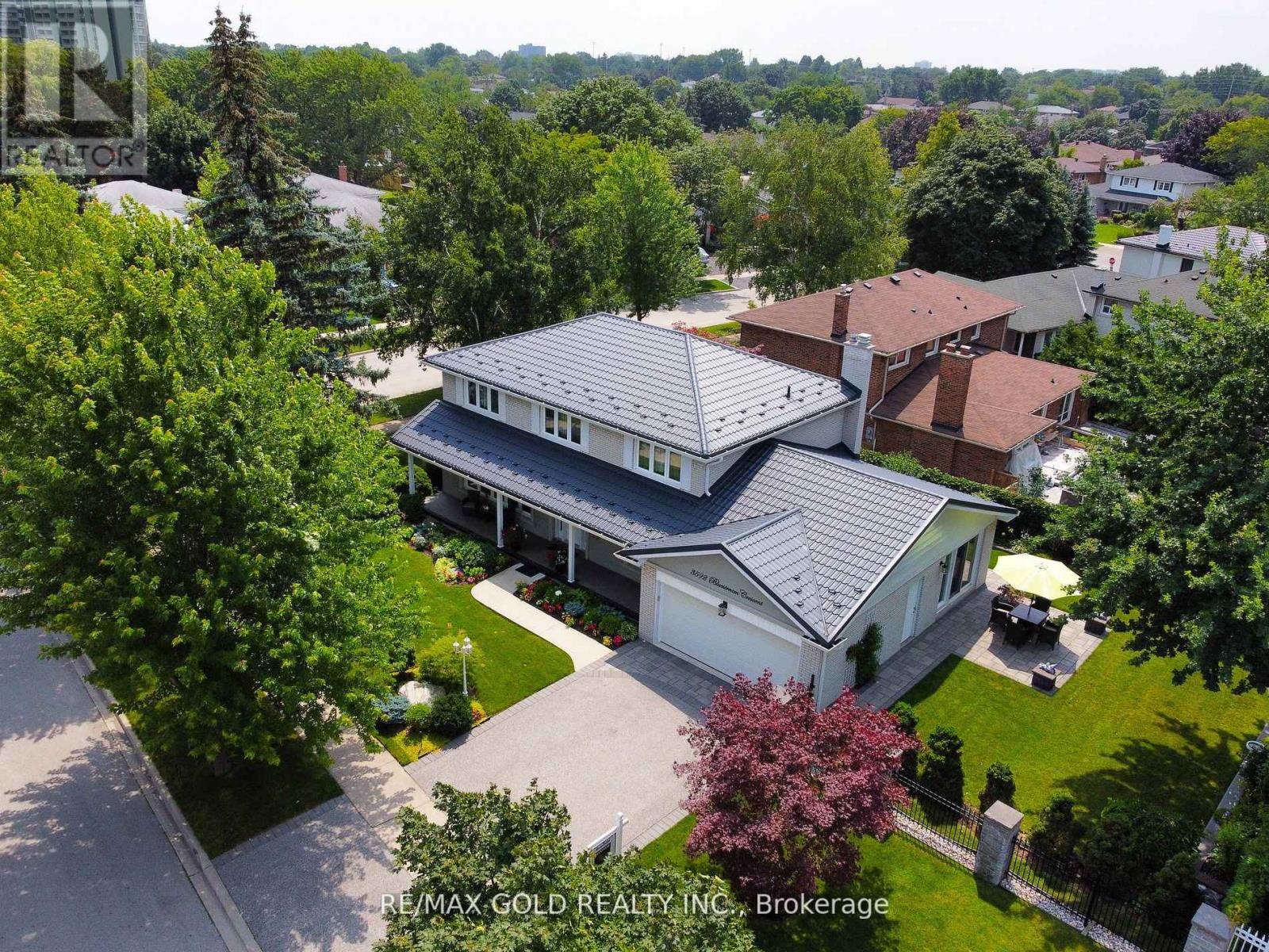 3592 BLUESTREAM CRES