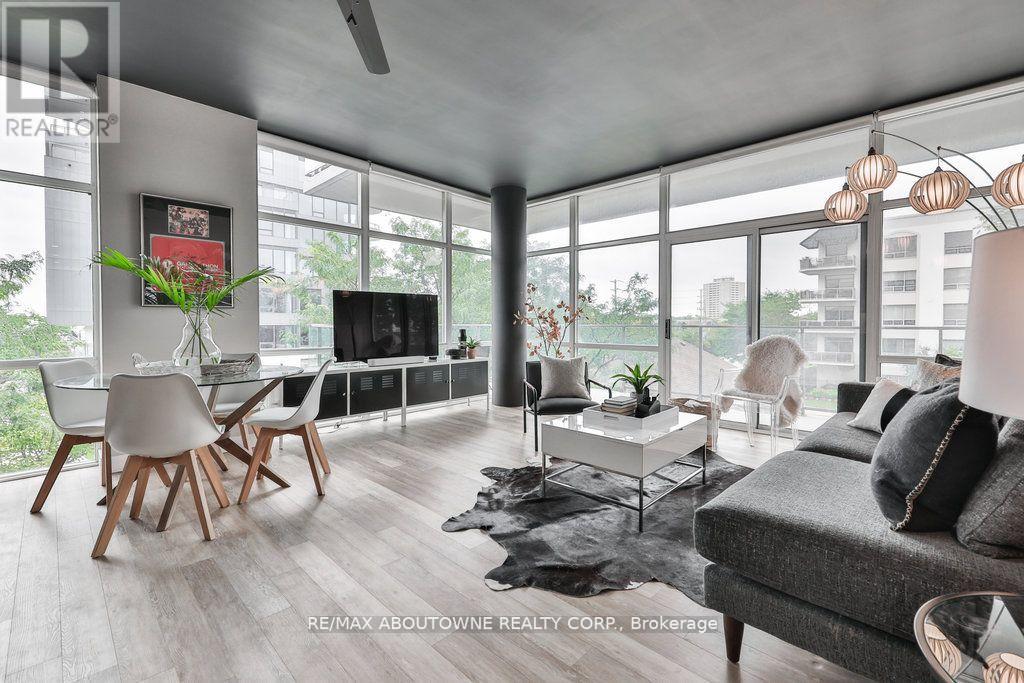 #301 -70 PORT ST E, #301