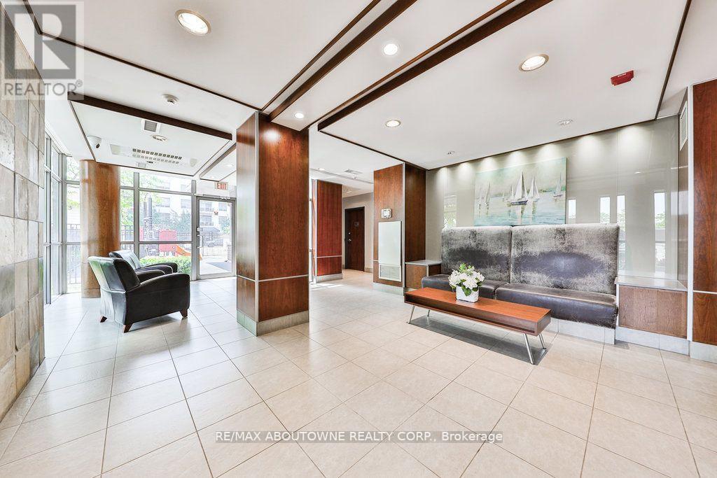 #301 -70 PORT ST E, #301