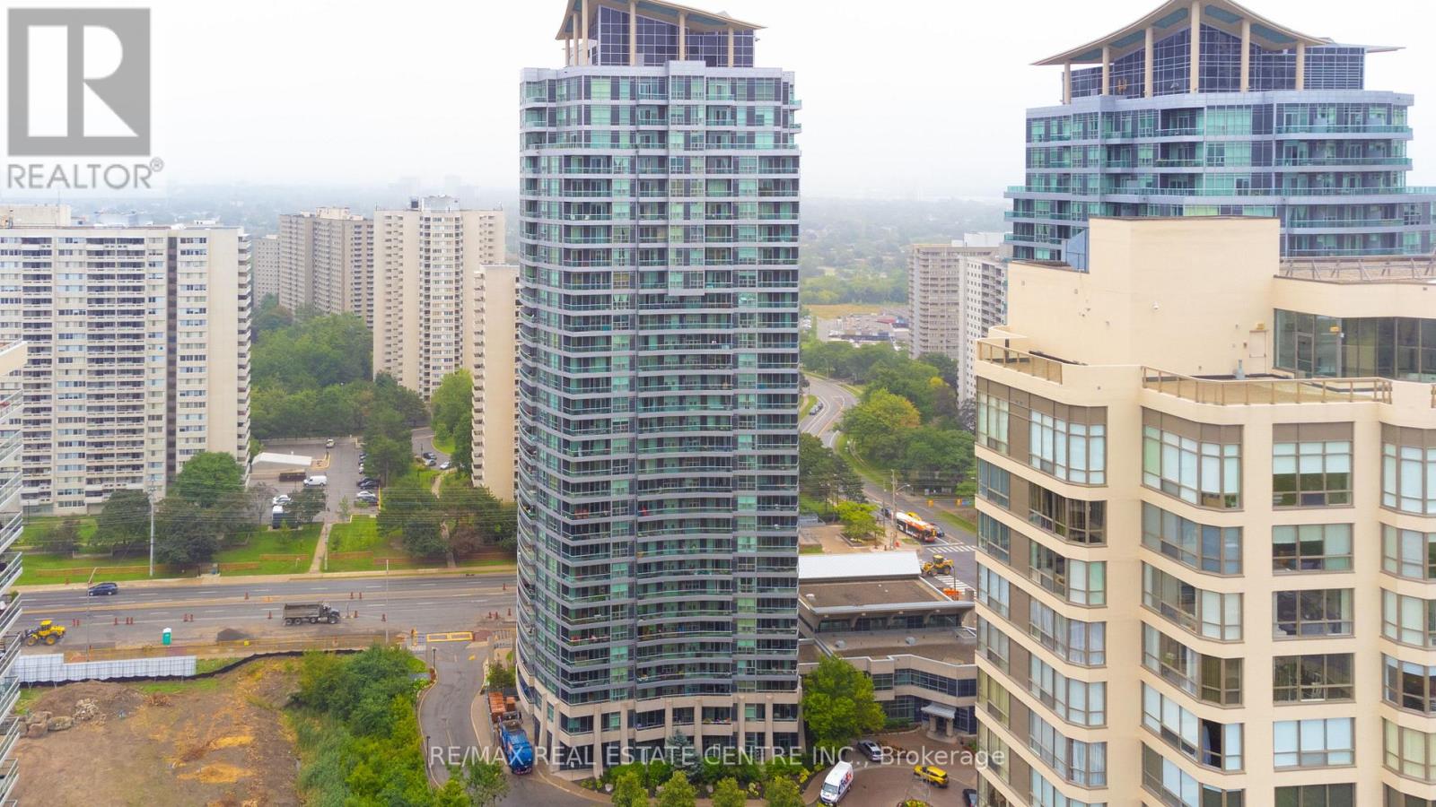 #2006 -1 ELM DRIVE WEST DR, #2006