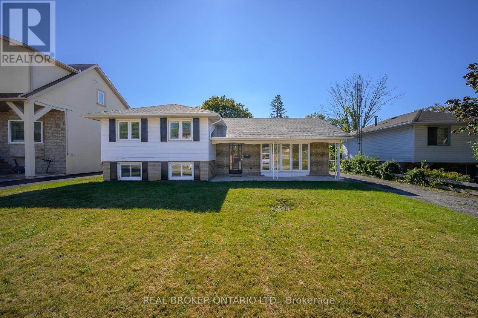 92 SEWELL DR