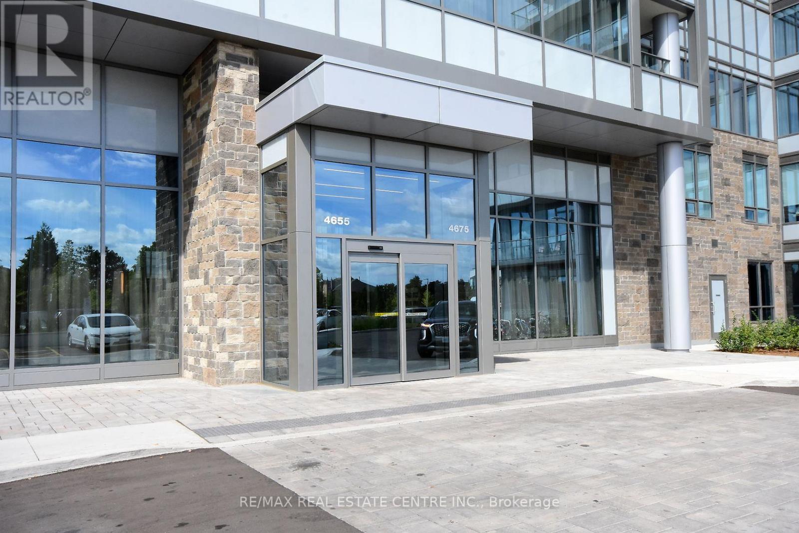 #105B -4655 METCALFE AVE, #105B