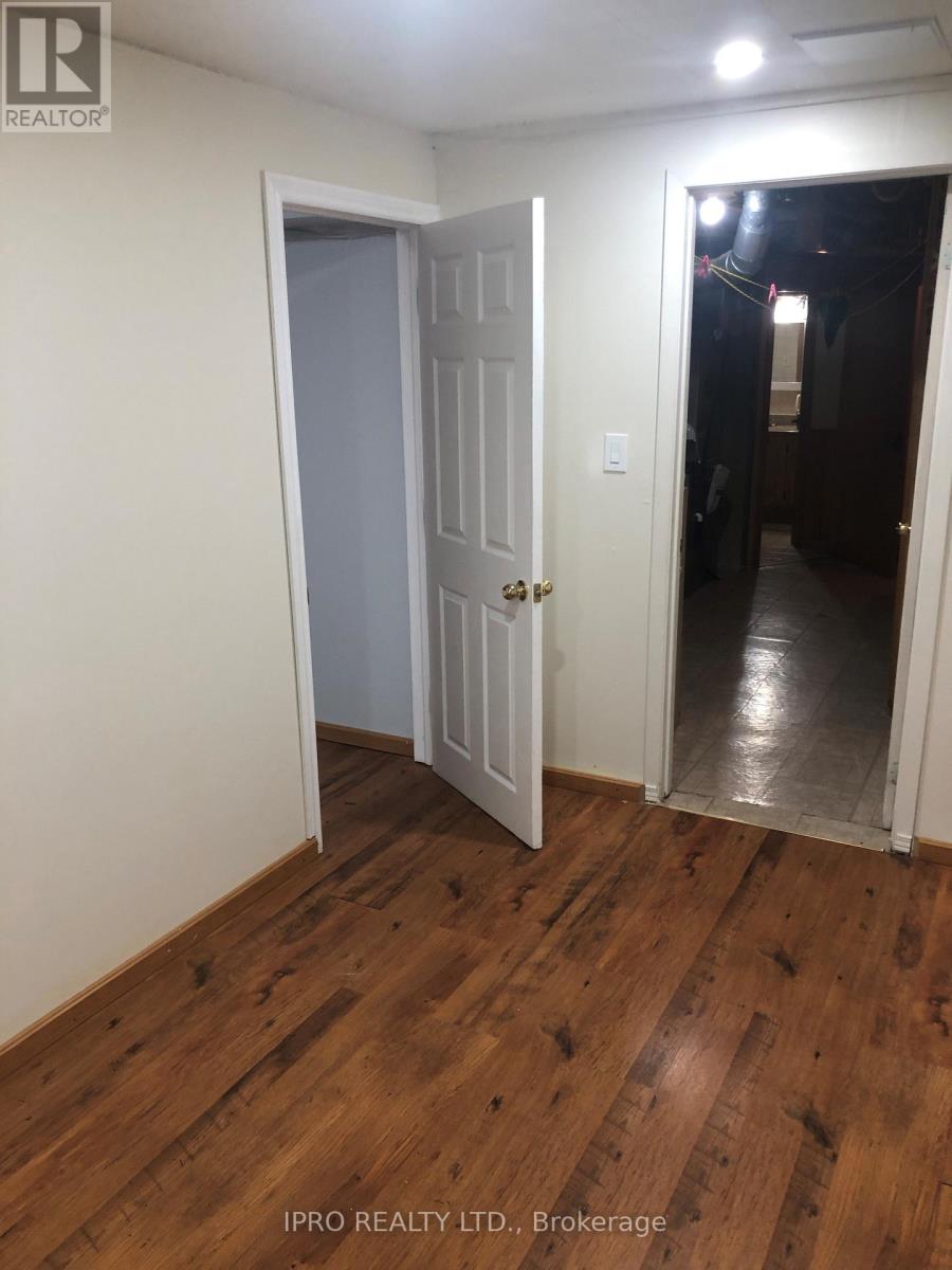 3481 CHIPLEY CRES