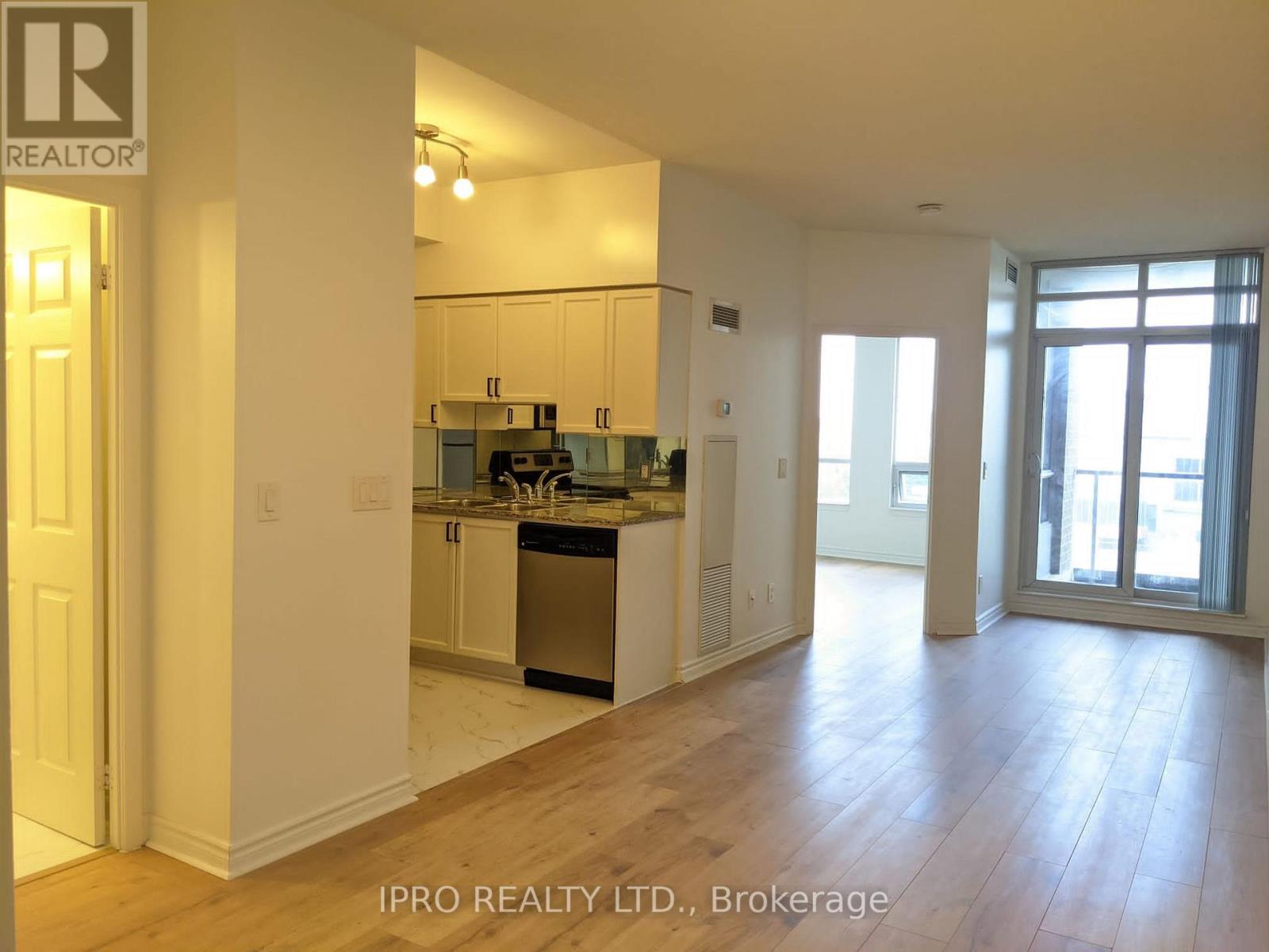 #610 -388 PRINCE OF WALES DR, #610