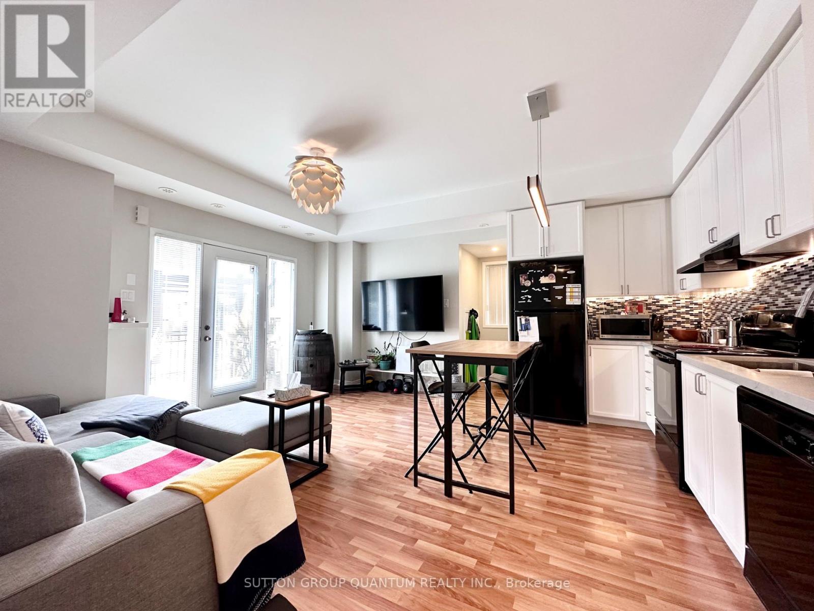 #148 -3050 ERIN CENTRE BLVD, #148