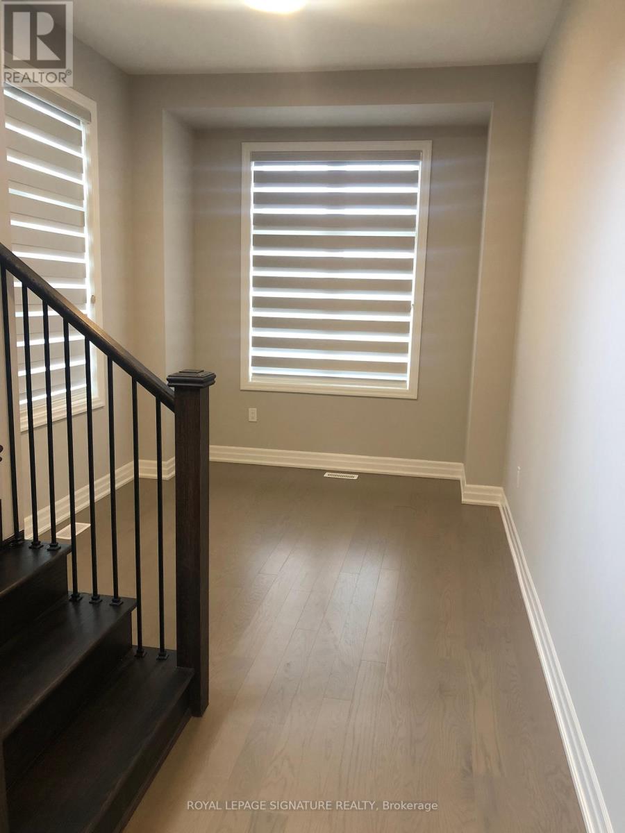 1387 AYMOND CRES