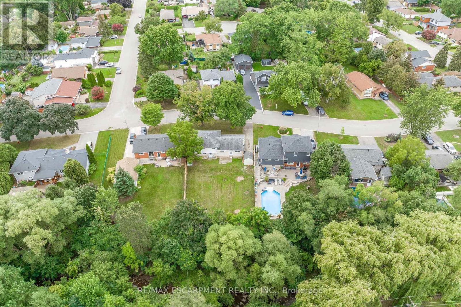 395 ERINDALE DR
