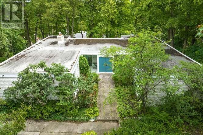 2411 HAMMOND RD