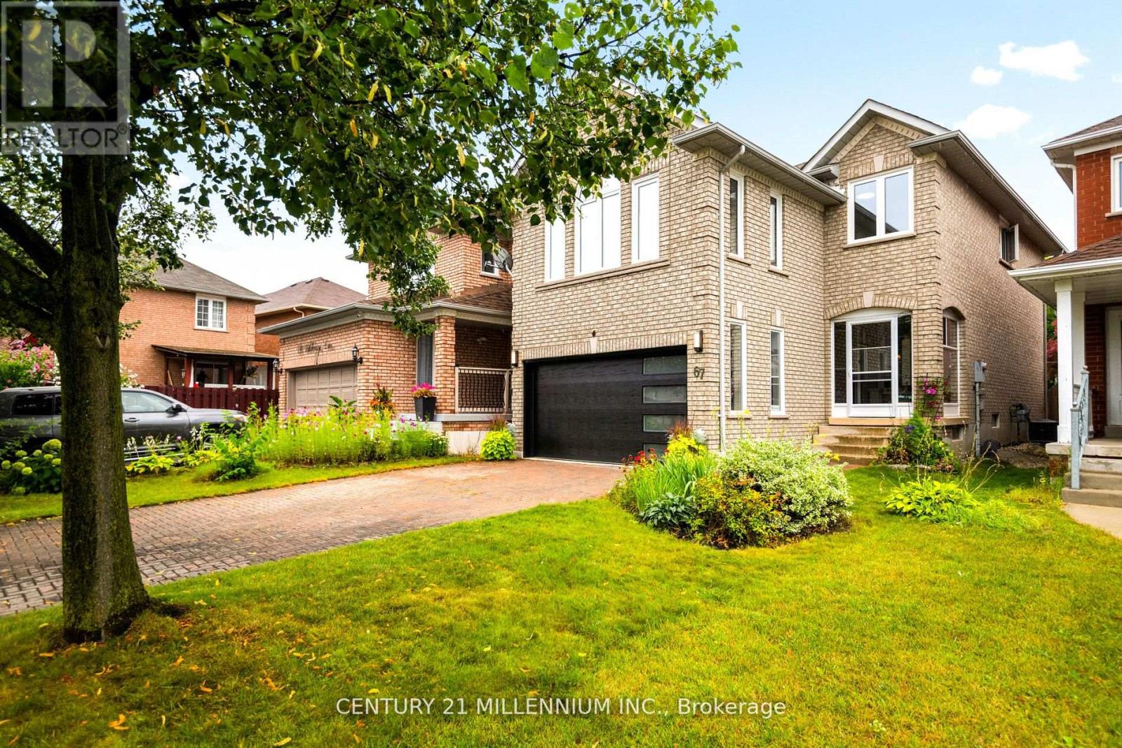 67 WILDBERRY CRES