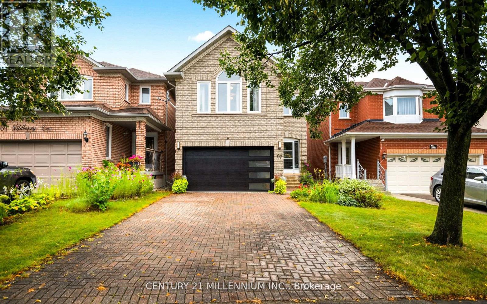 67 WILDBERRY CRES