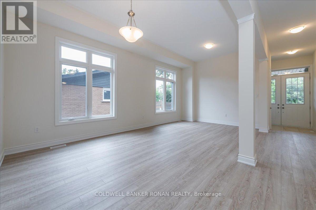 457 WARMINSTER DR