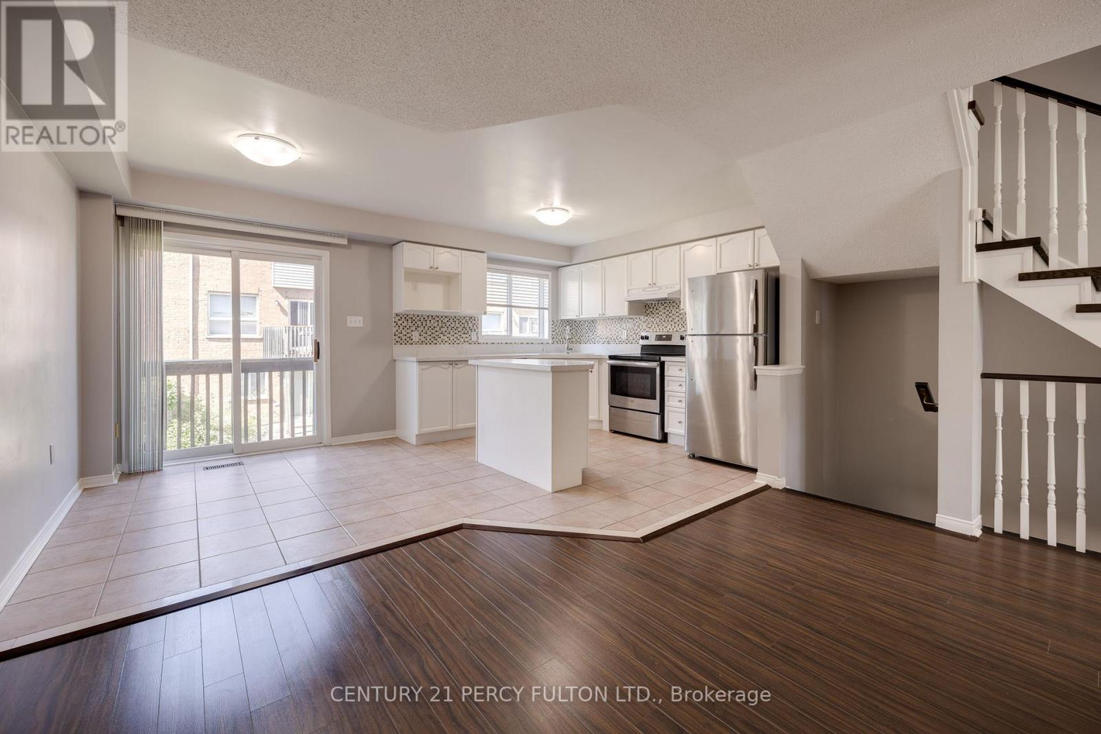 #136 -5530 GLEN ERIN DR, #136