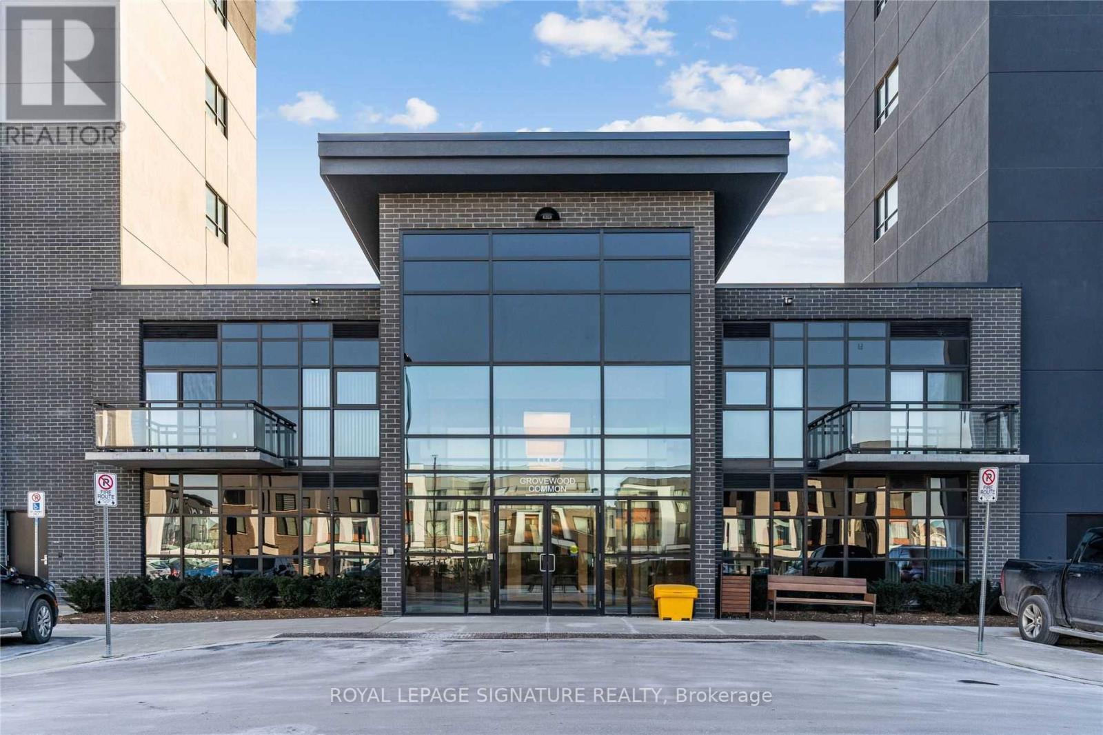 #326 -102 GROVEWOOD COMMON CIRC, #326
