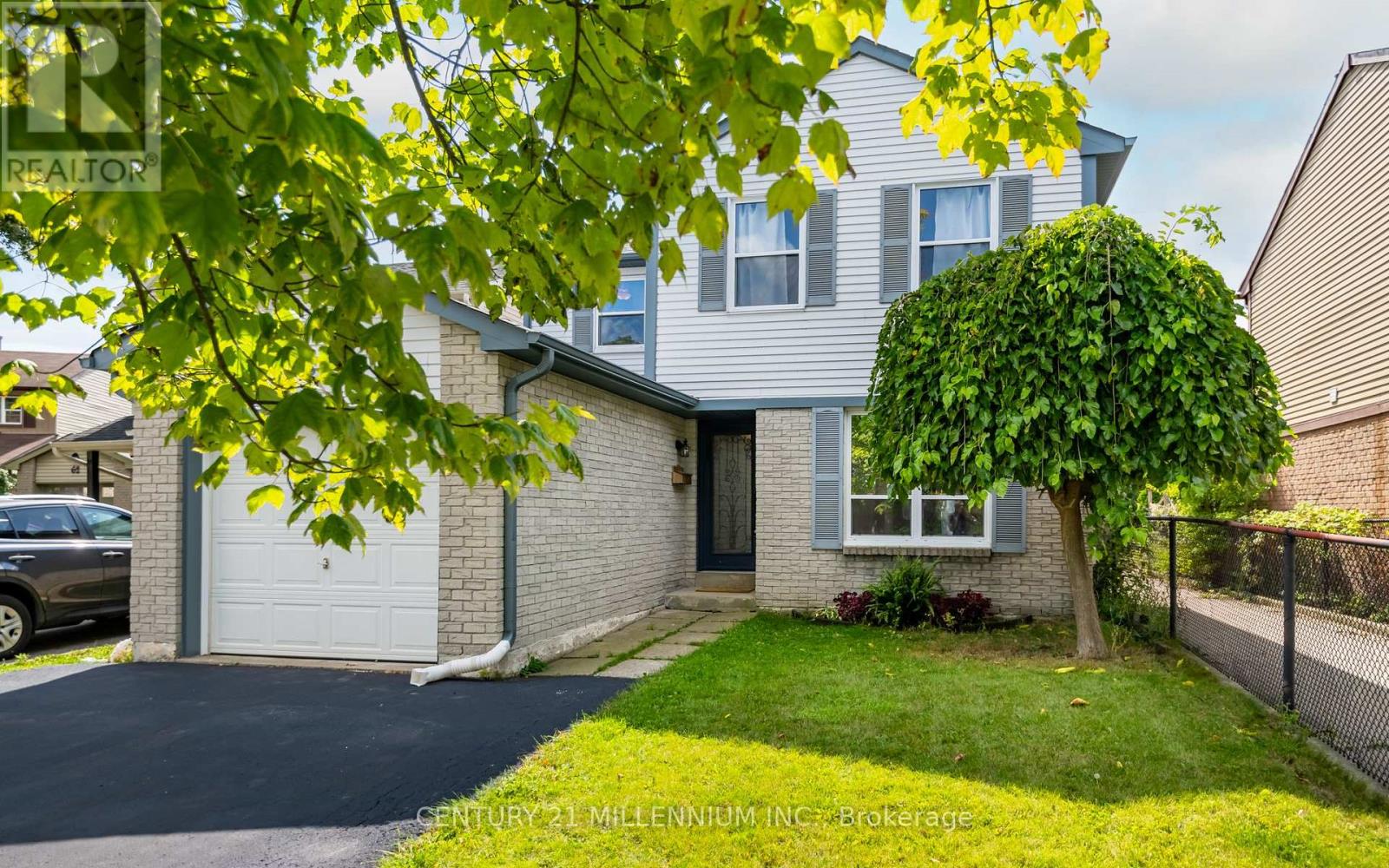 66 MAJESTIC CRES