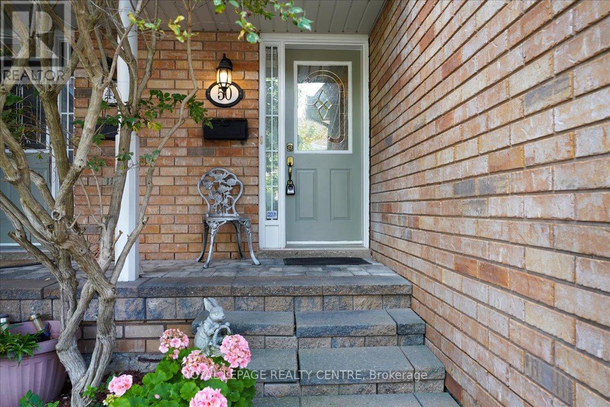 #50 -2350 BRITANNIA RD W, #50