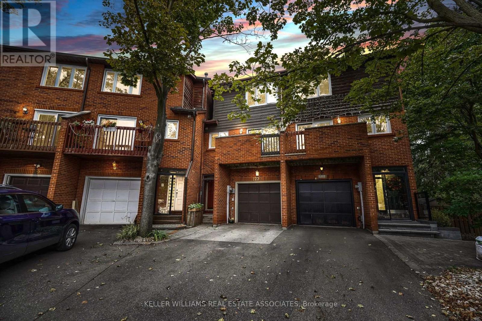 1220 CORNERBROOK PL