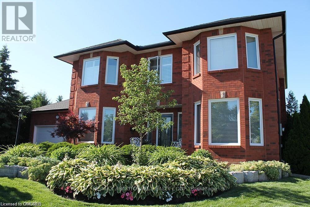 1487 THE LINKS DR