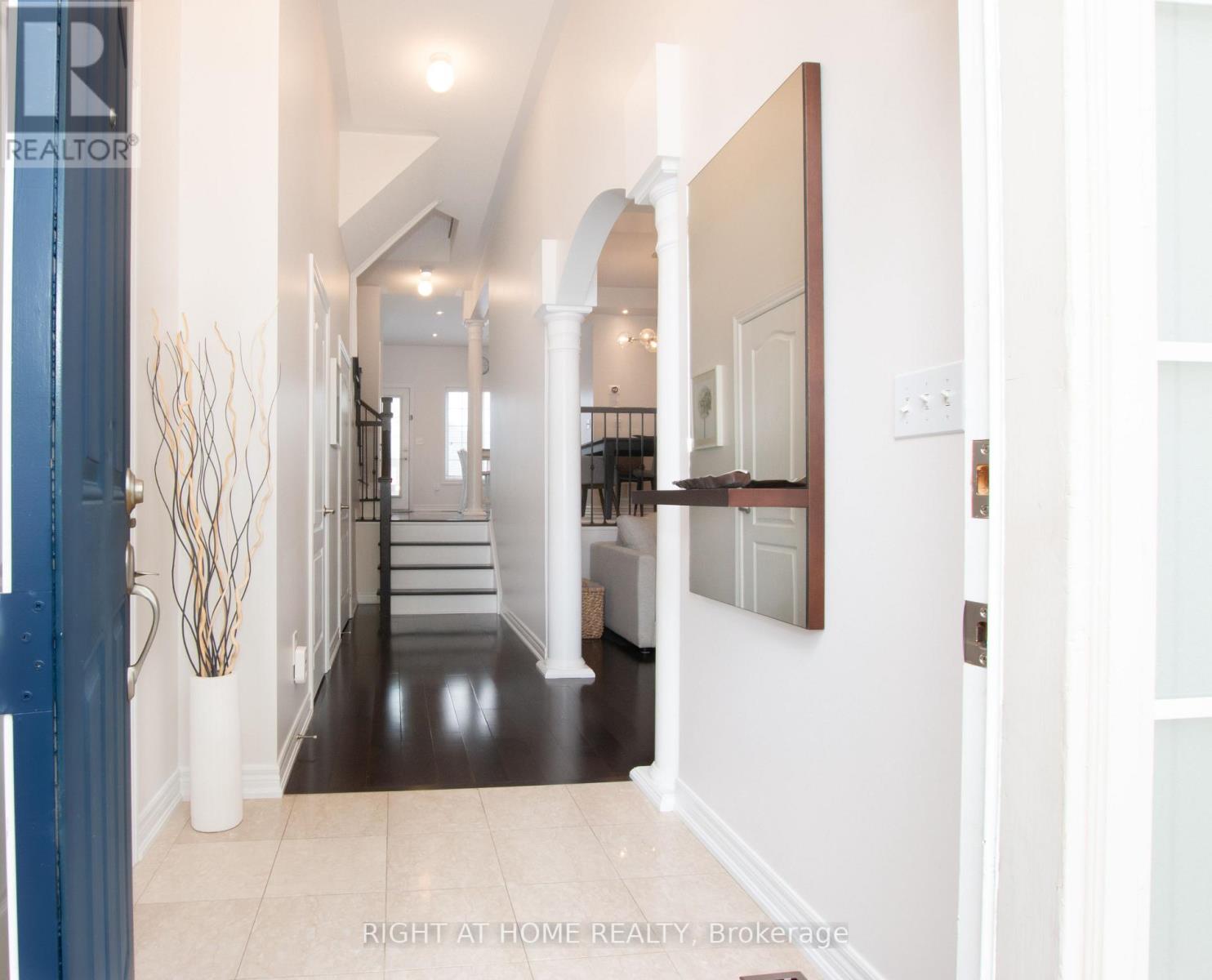 3929 EGLINTON AVE W