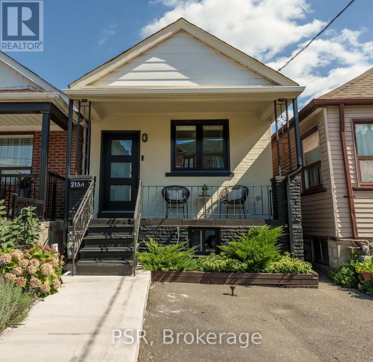 215A CHAMBERS AVE