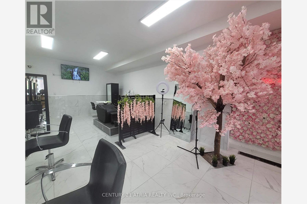 902 WILSON AVE, Toronto
