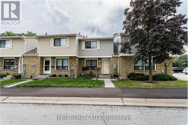 #36 -98 FALCONER DR, Mississauga