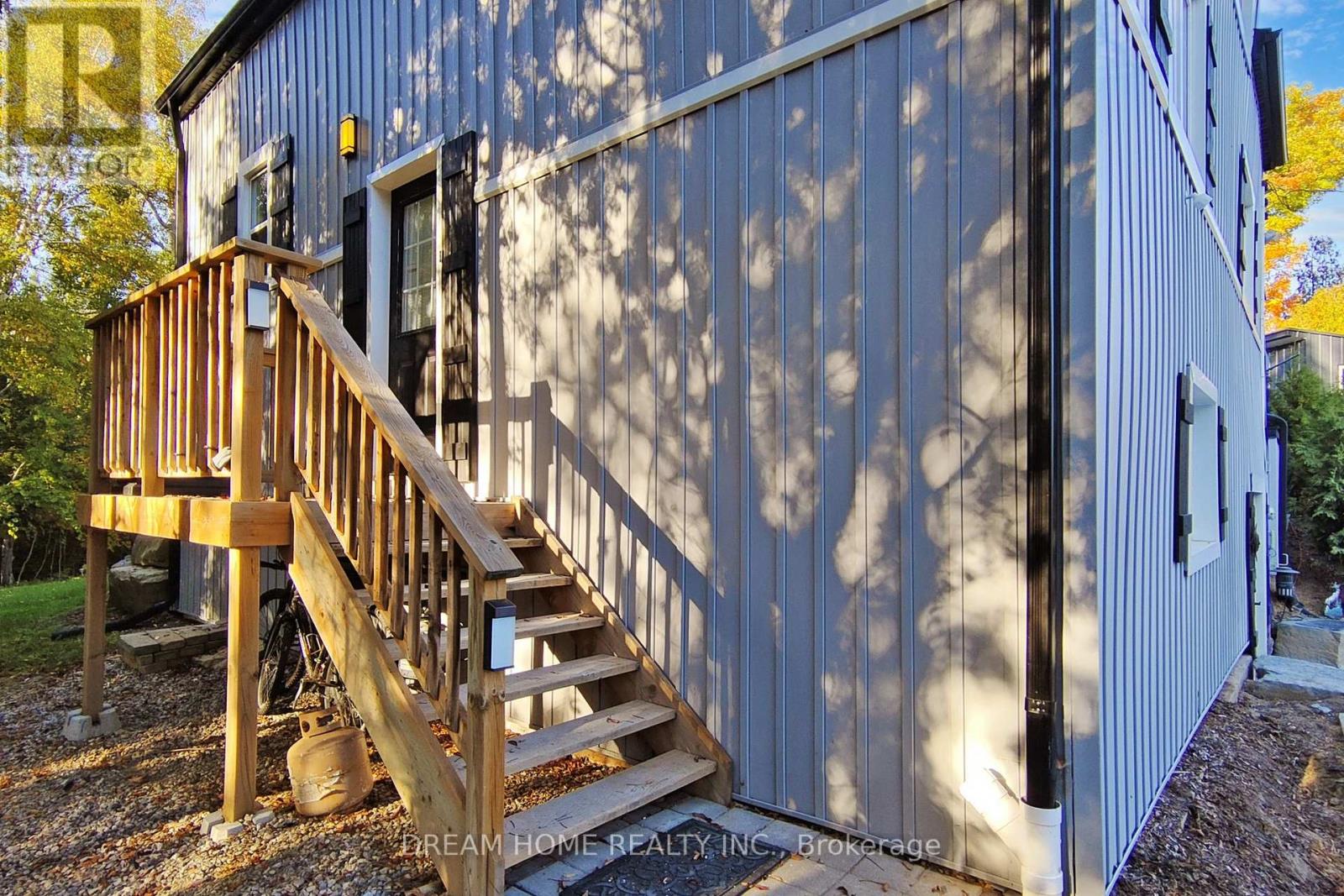 2842 FORKS OF THE CREDIT RD