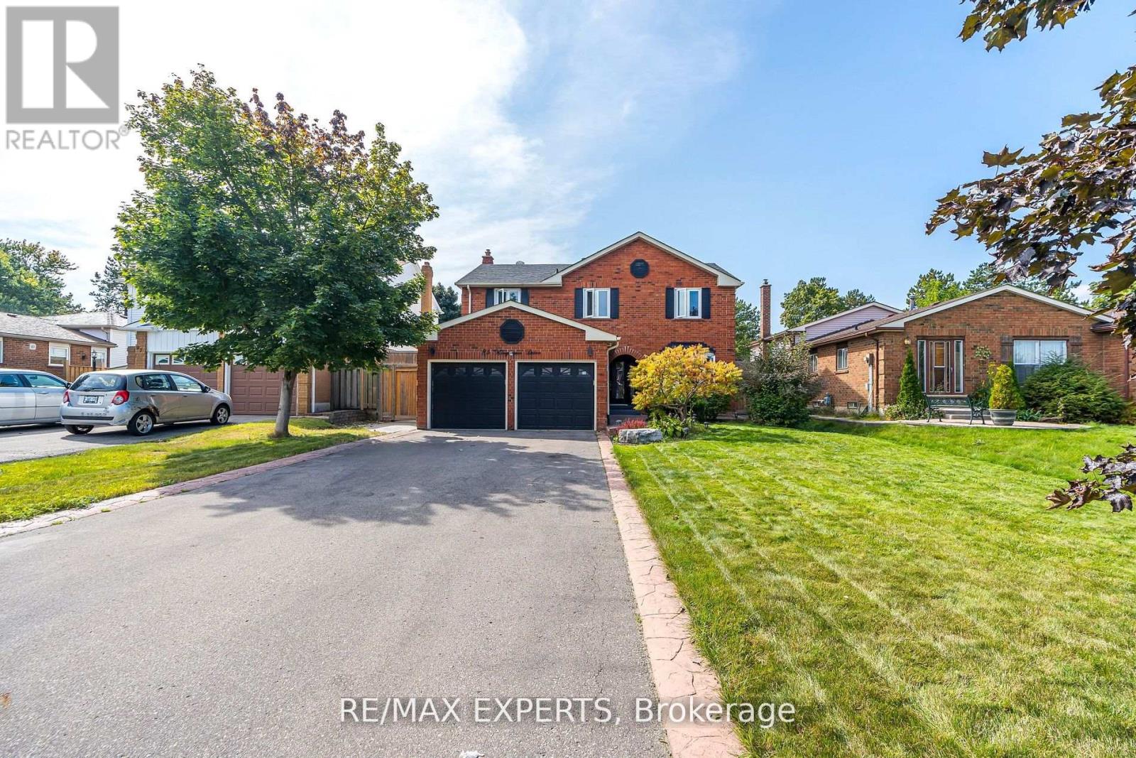 95 KINGSVIEW DR E