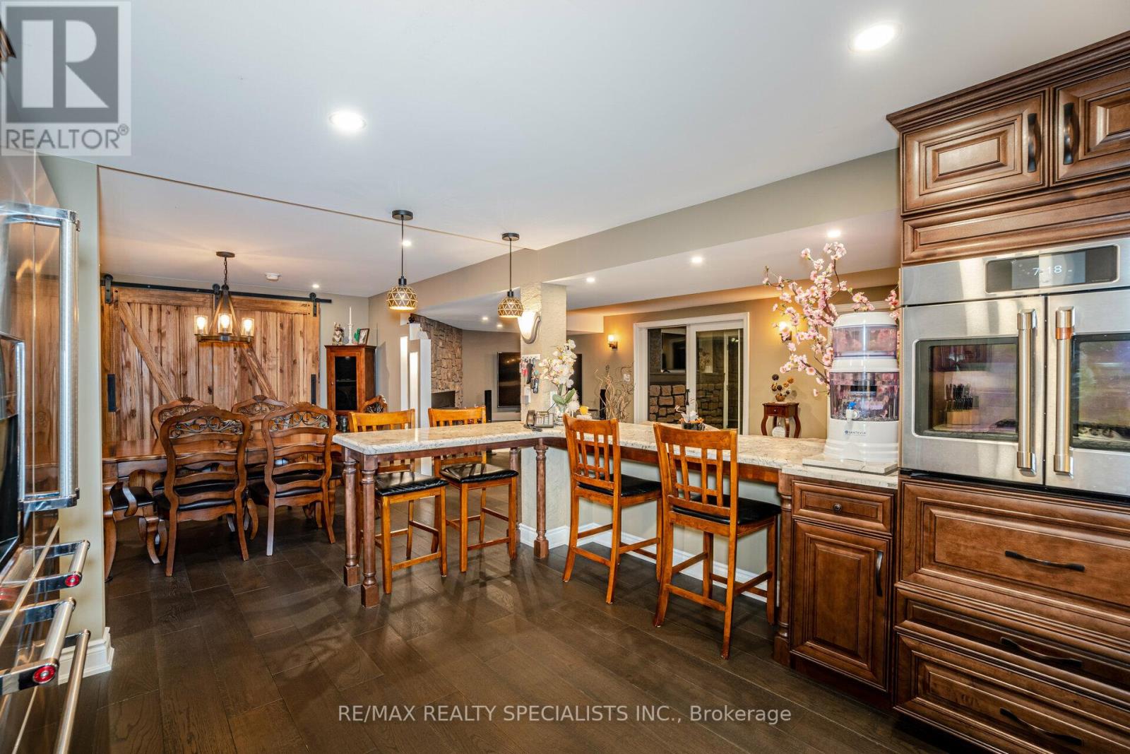 44 GIBSON LAKE DR