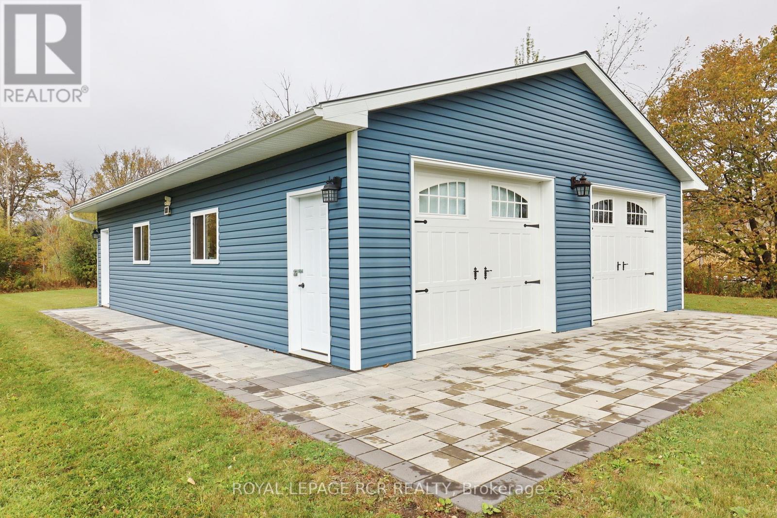 4 MCGREGOR DR