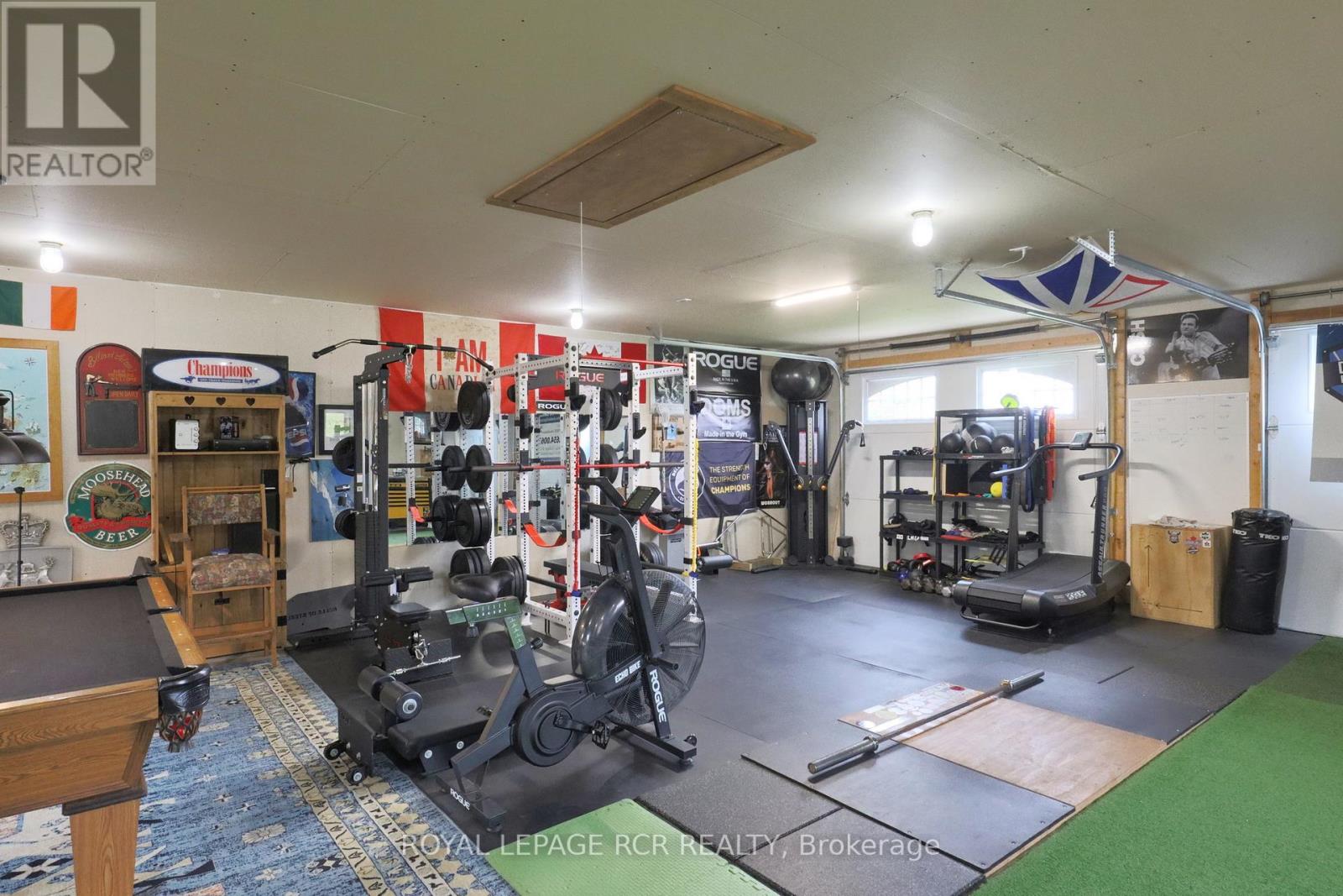 4 MCGREGOR DR