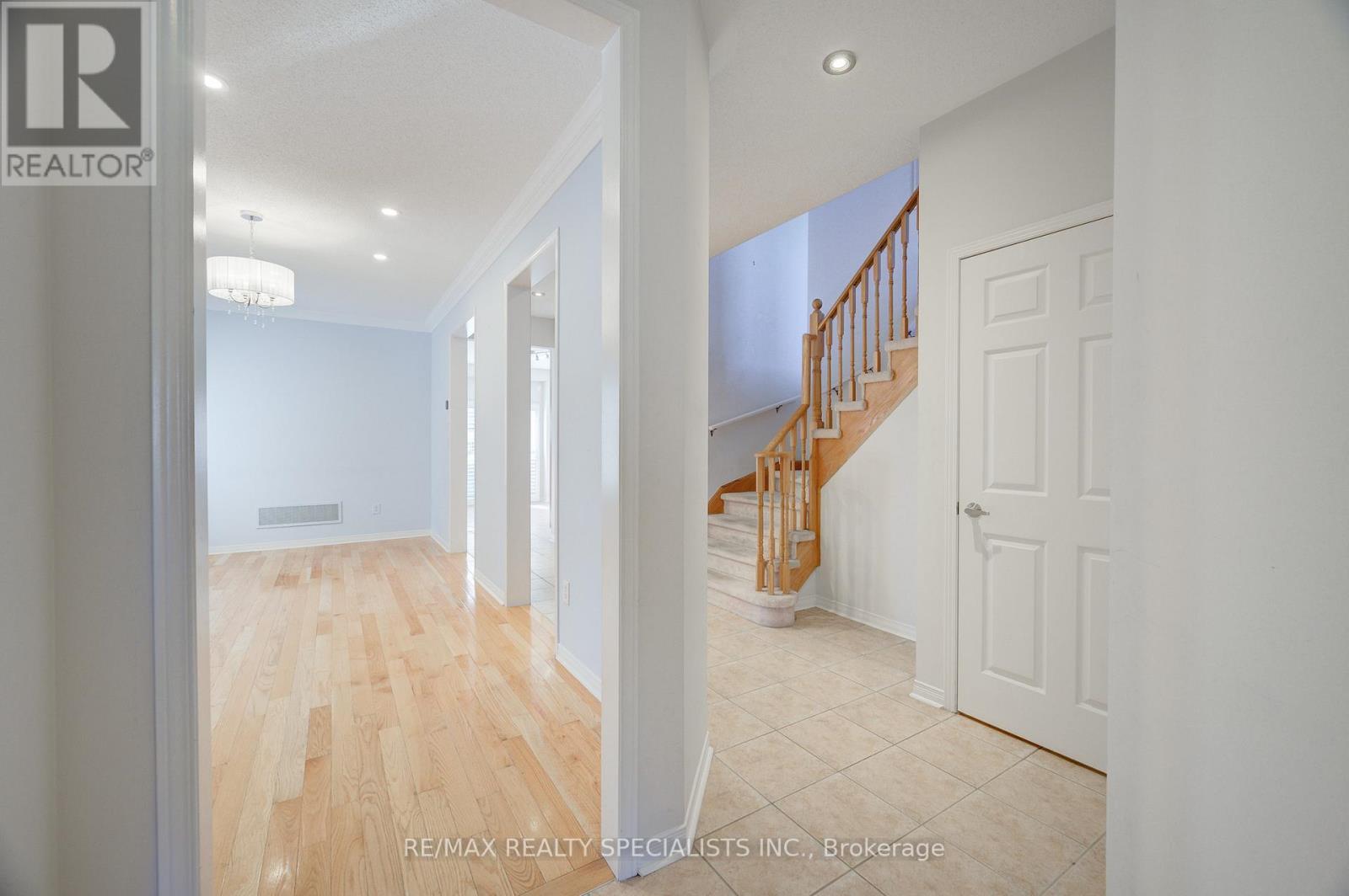67 MEADOWLARK DR