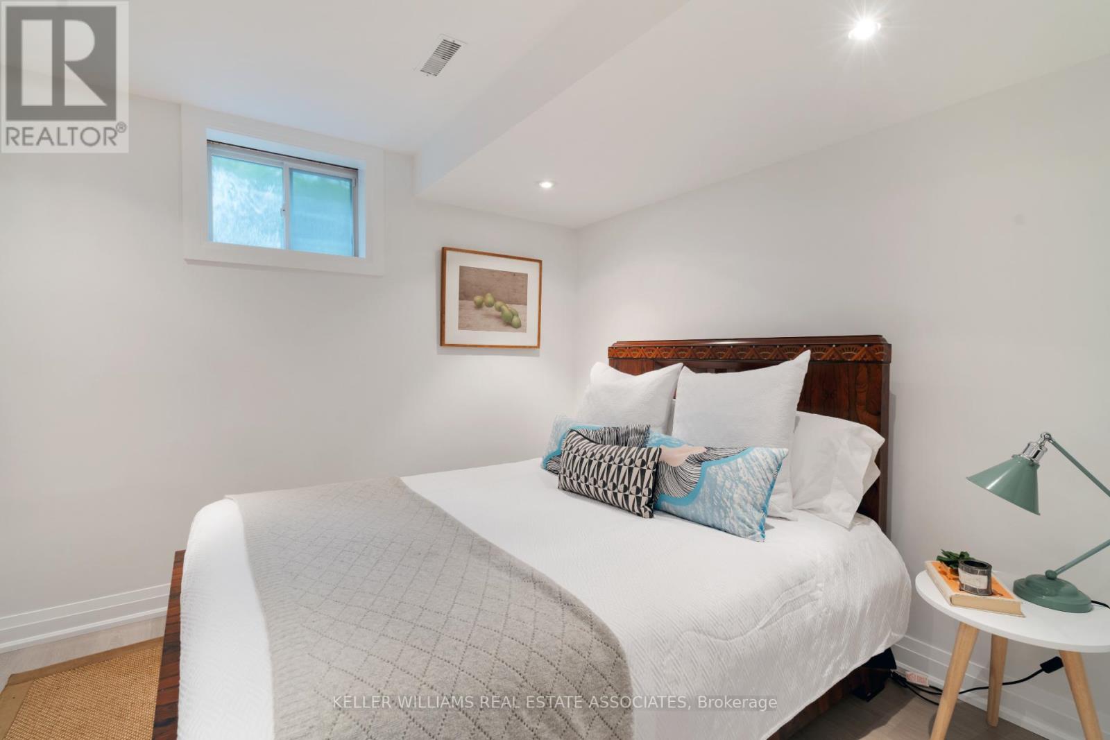19 WOLF CRES