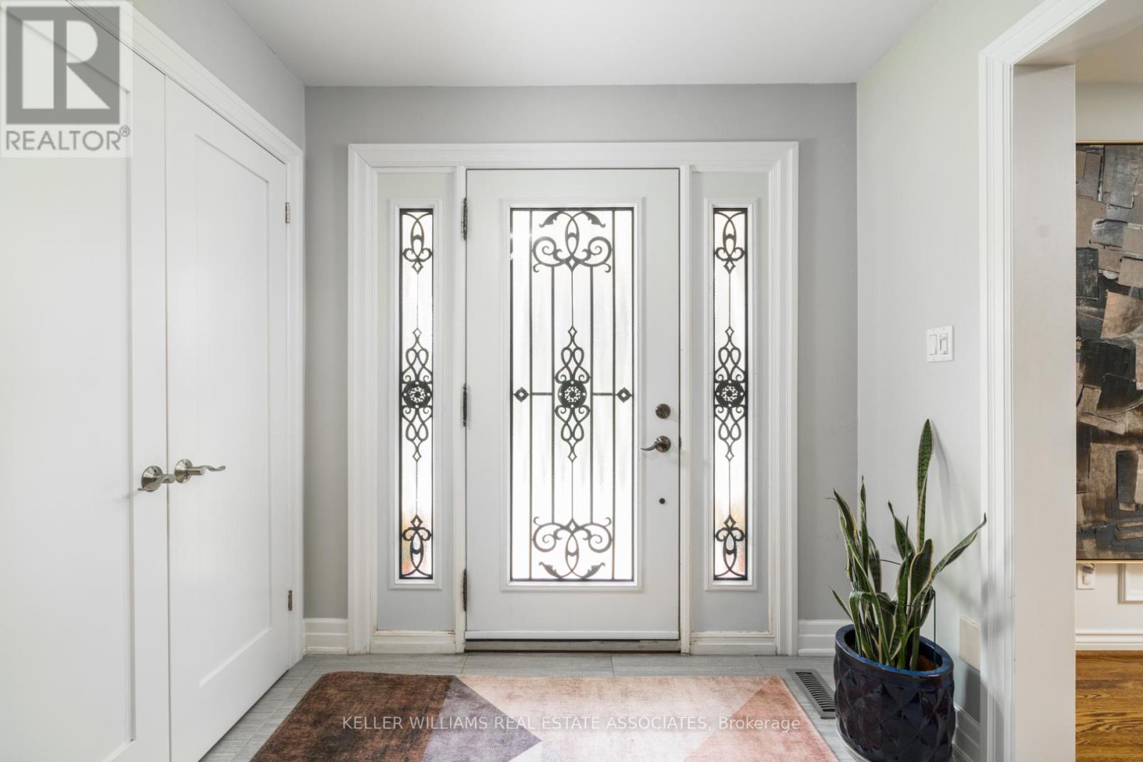 19 WOLF CRES