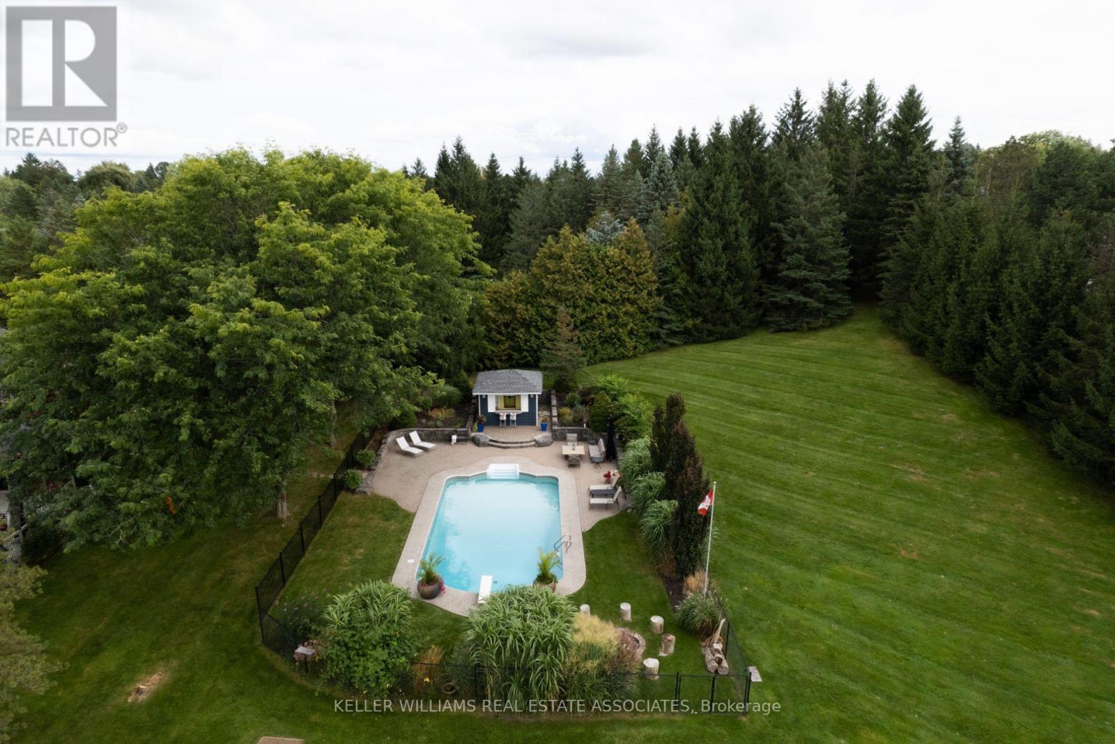 19 WOLF CRES