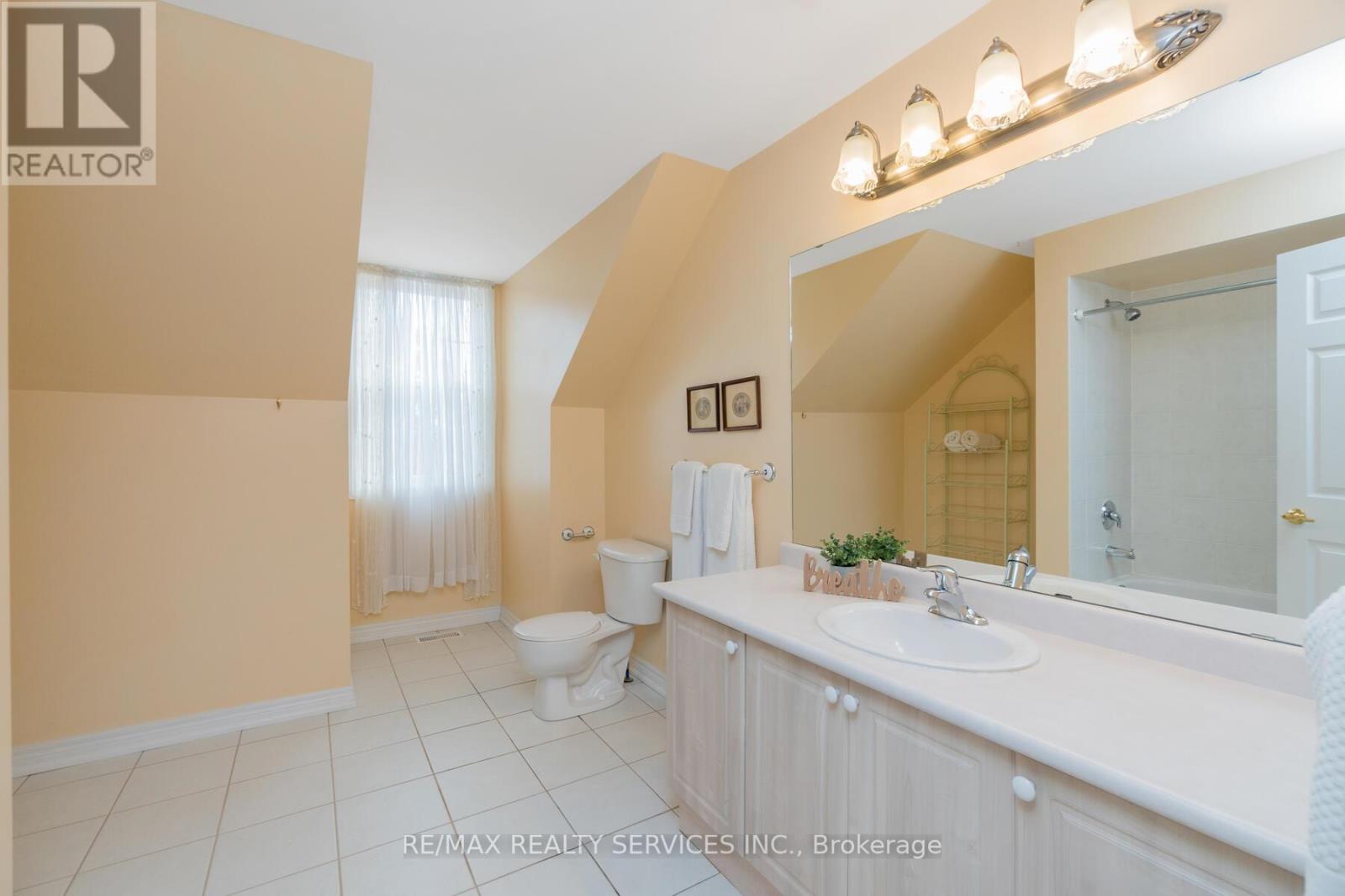 10 NORTH RIVERDALE DR