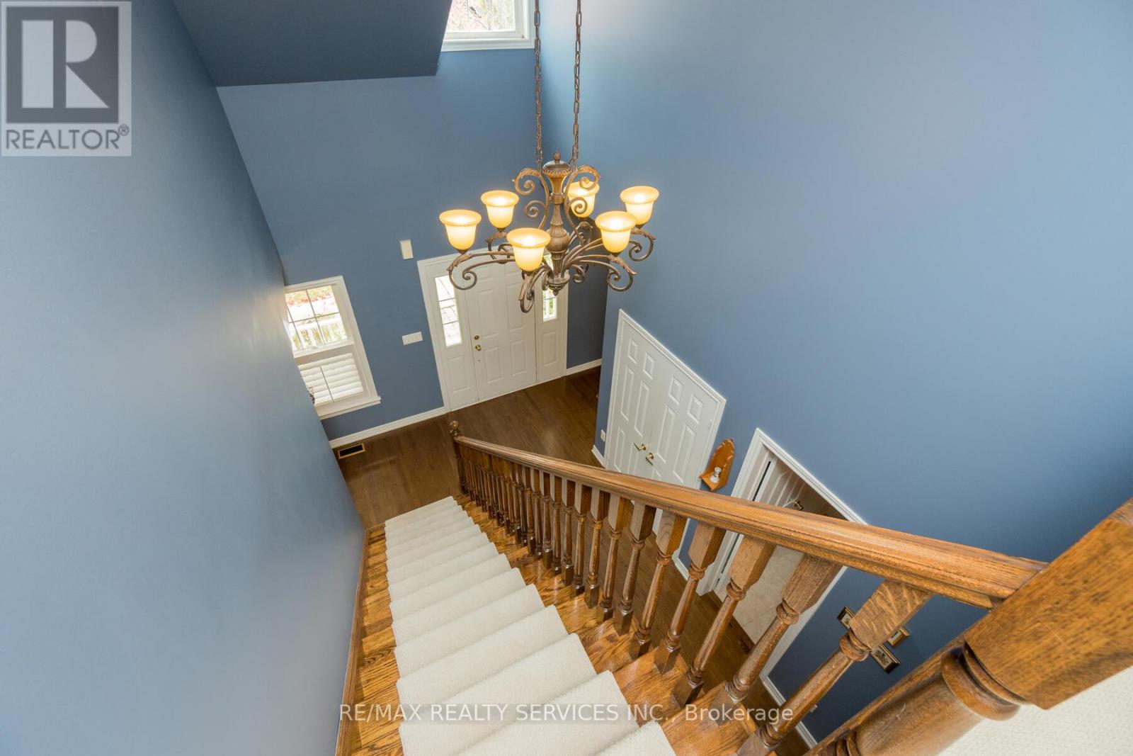 10 NORTH RIVERDALE DR