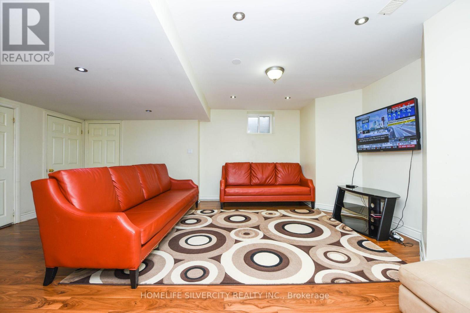 14707 DIXIE RD