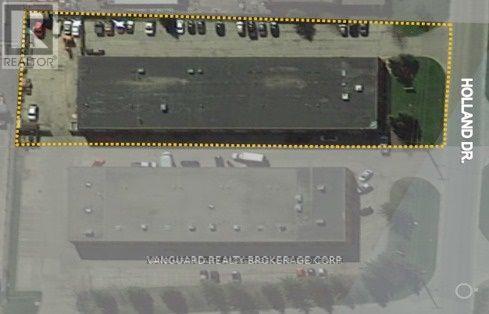 11&13 HOLLAND DR