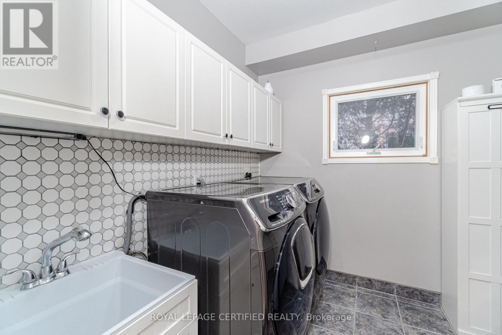 22 BRADWICK CRT