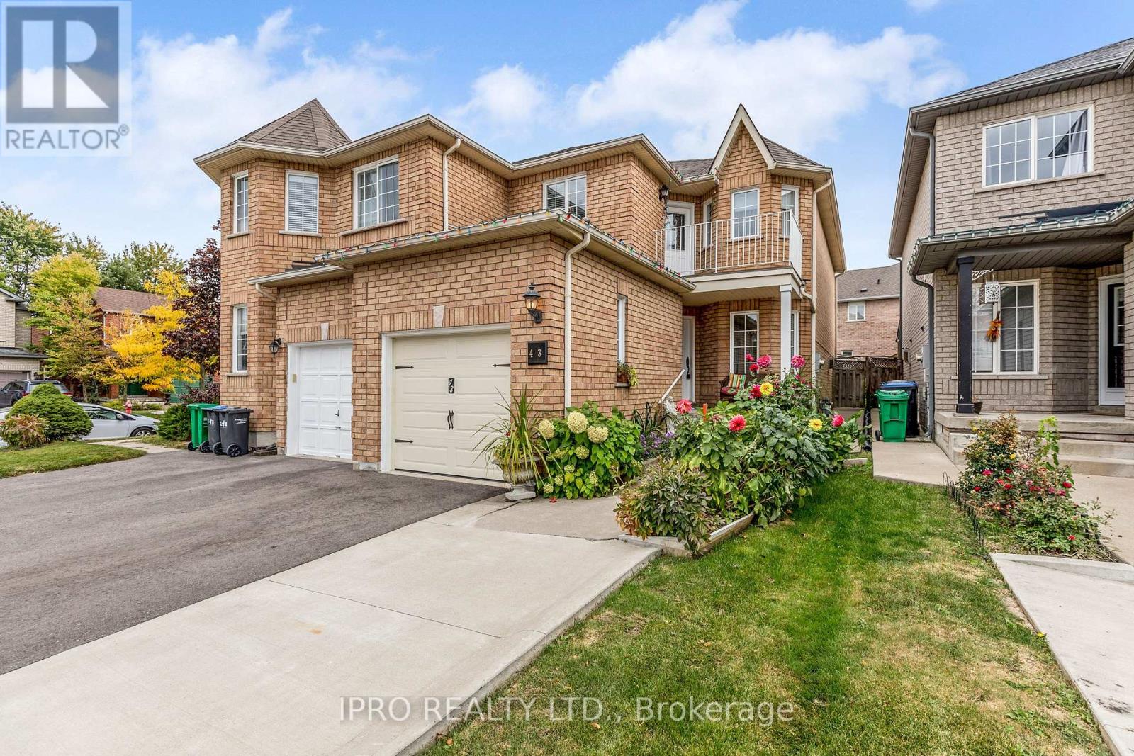 43 COOLSPRINGS CRES