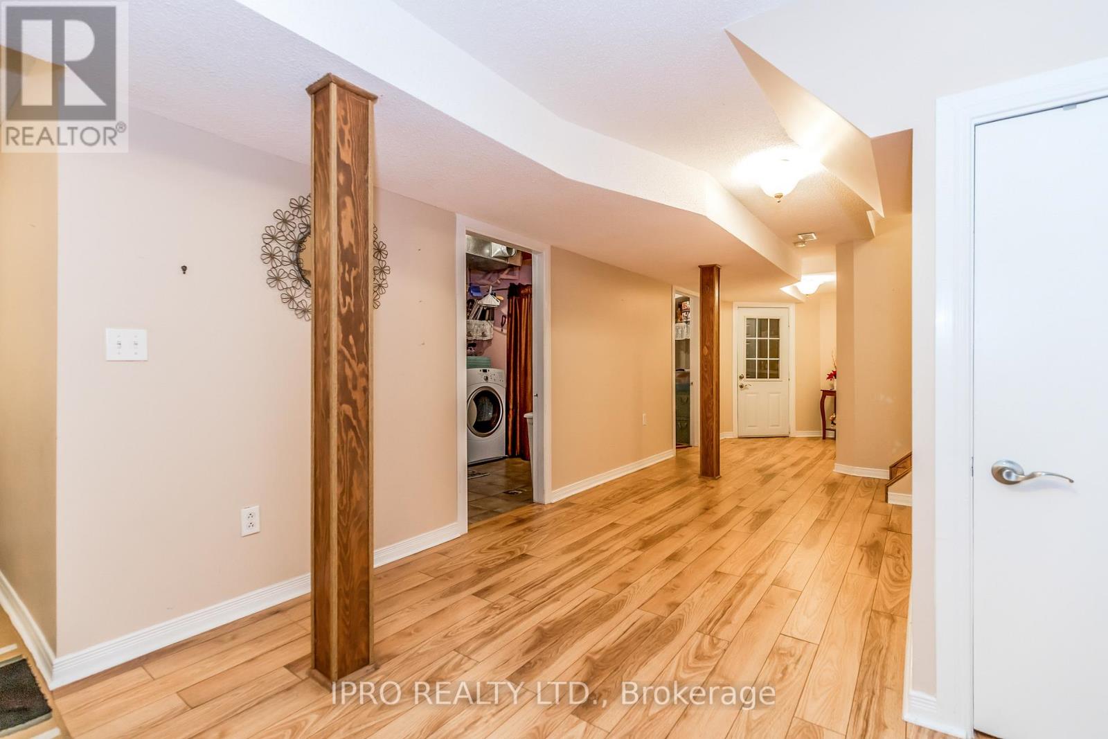 43 COOLSPRINGS CRES