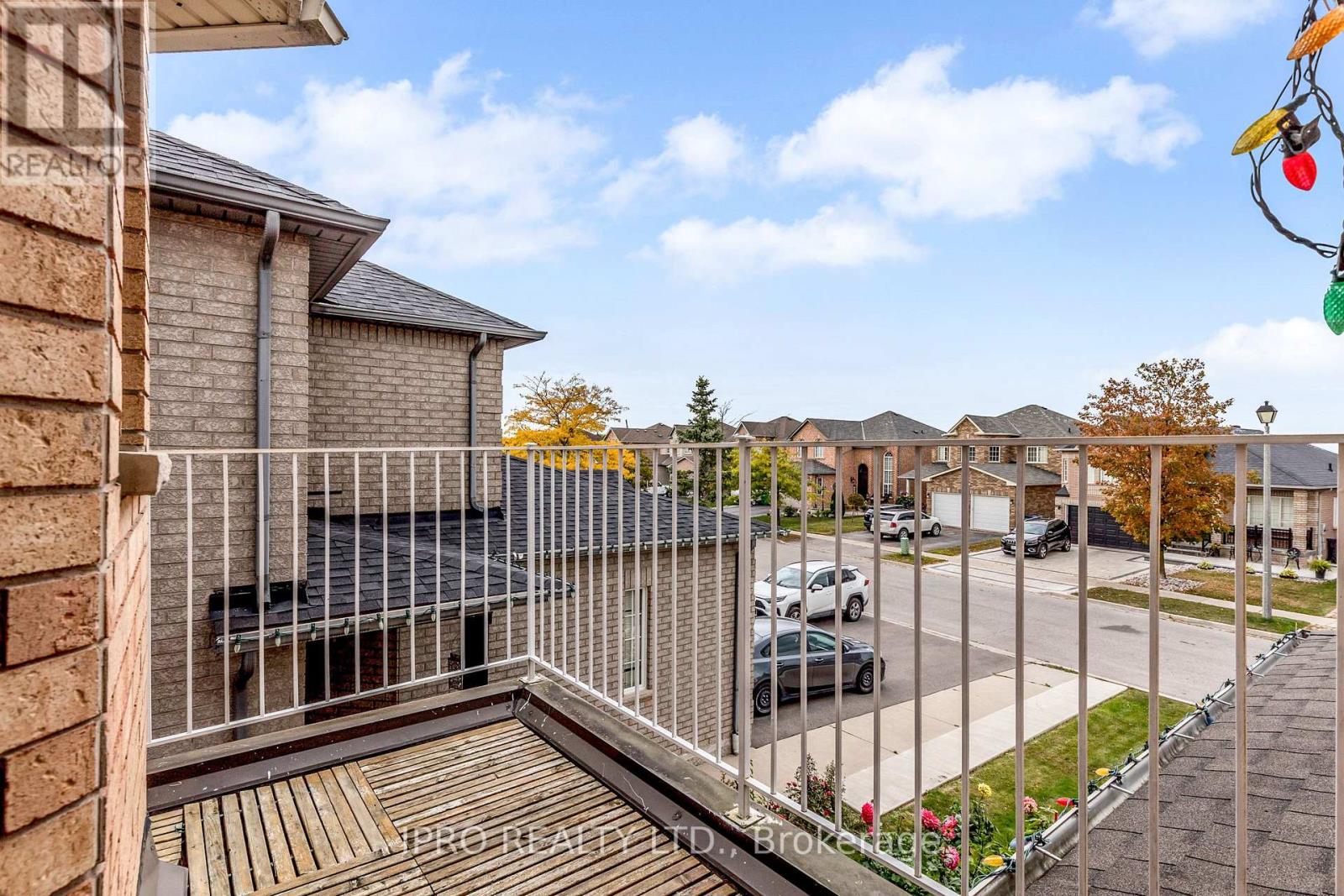 43 COOLSPRINGS CRES