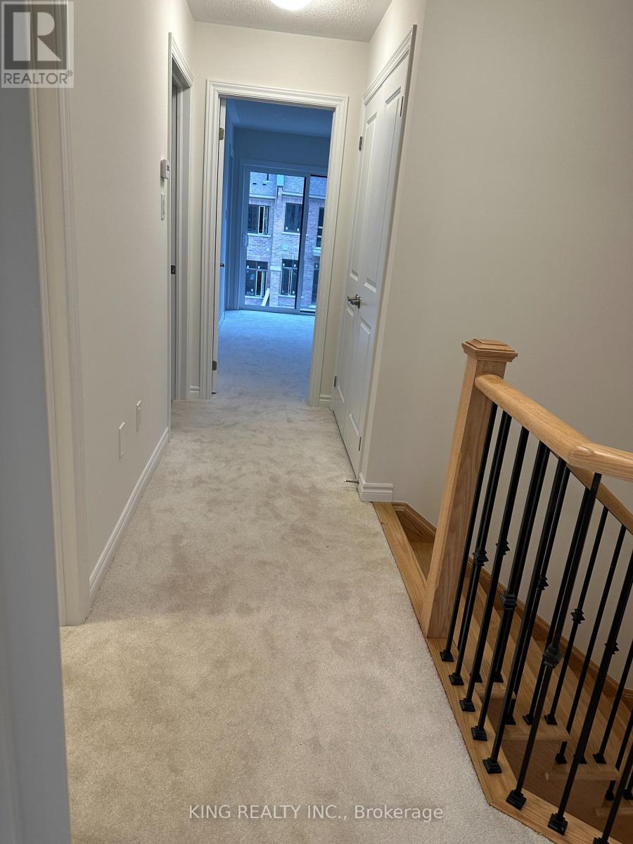 9 PETCH AVE E