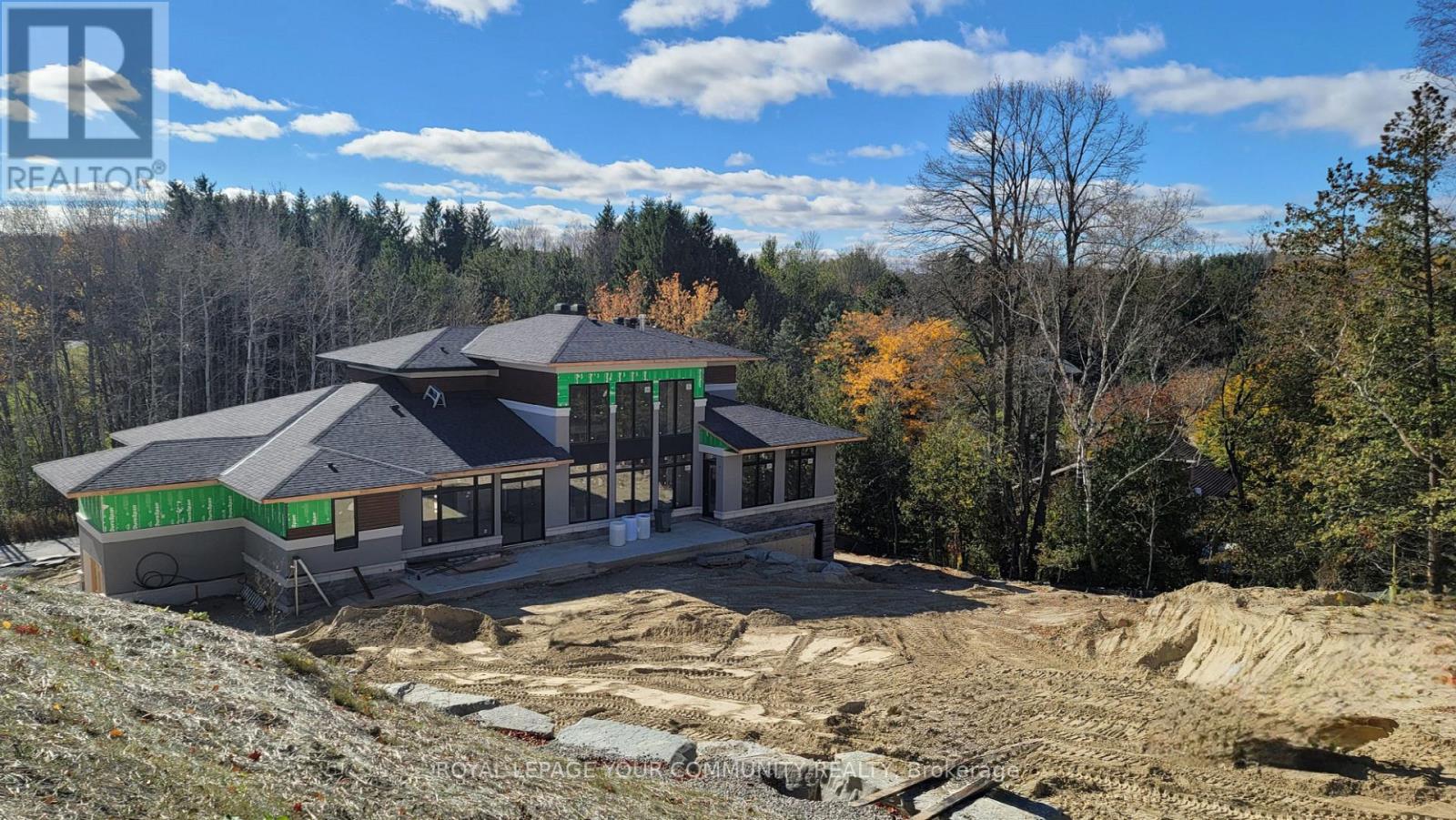 8 KEILY CRES