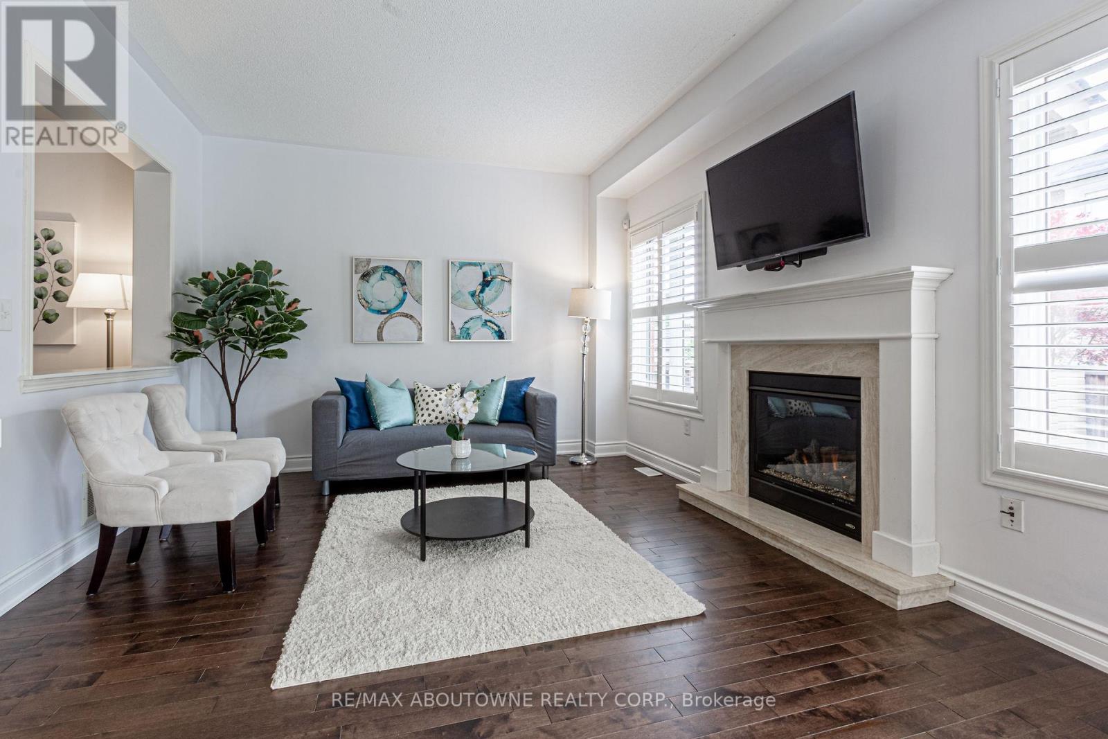 3338 MOSES WAY