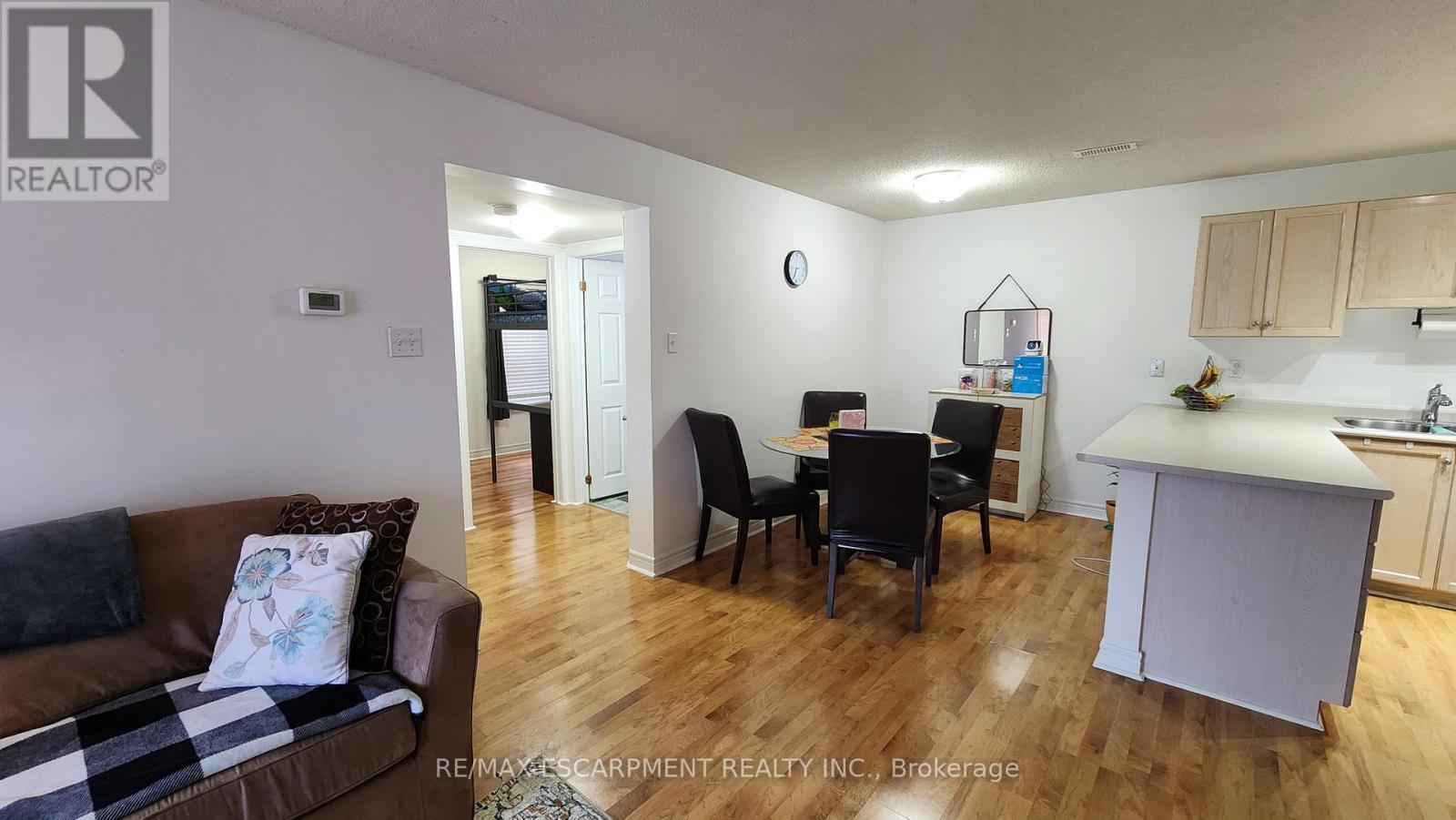 #902 -4140 FOXWOOD DR, #902