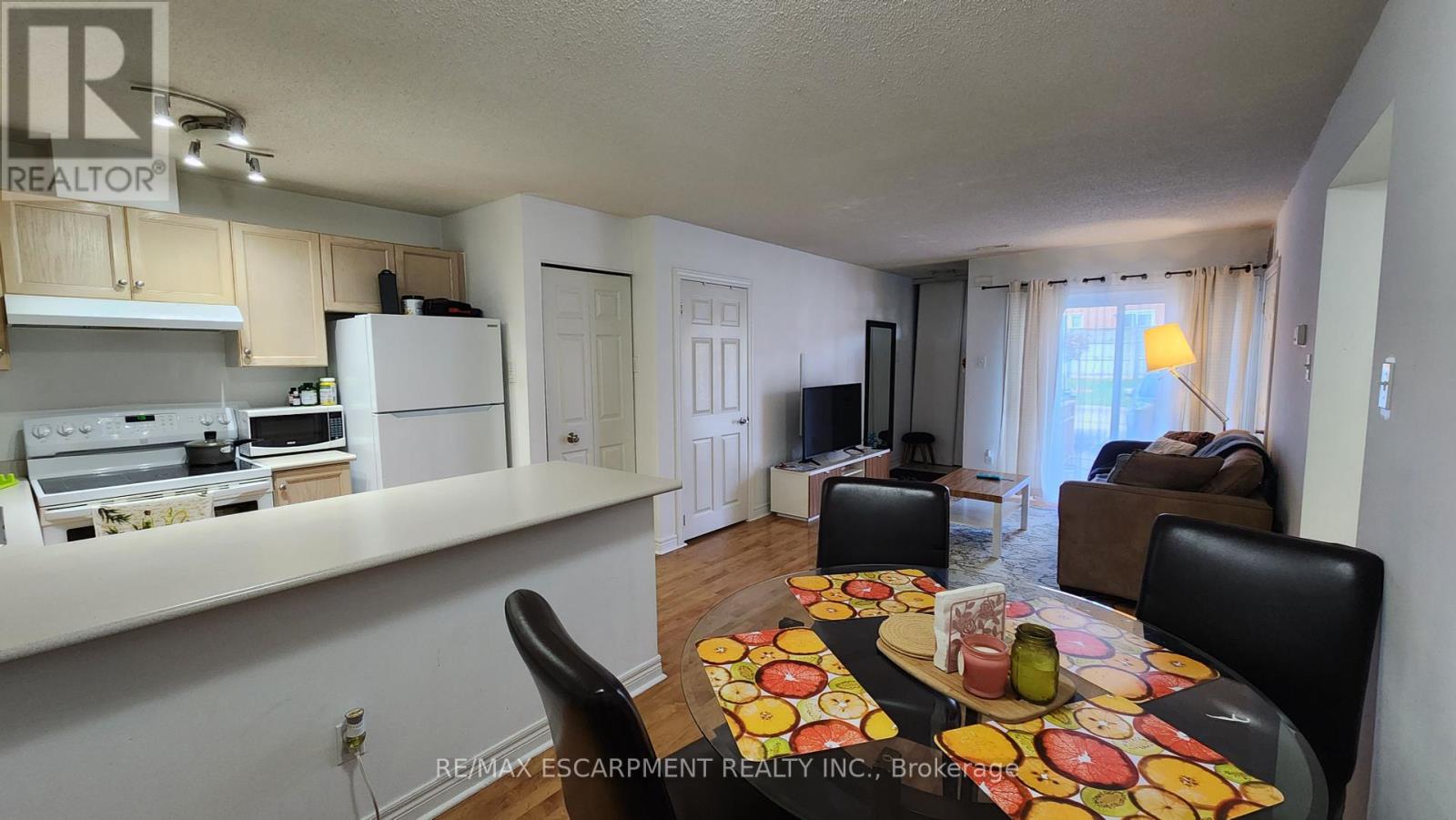 #902 -4140 FOXWOOD DR, #902