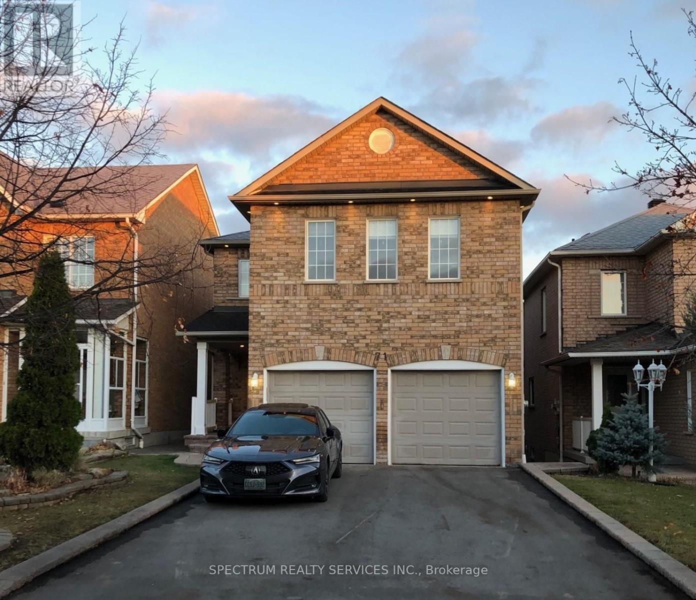 71 SHADY GLEN CRES