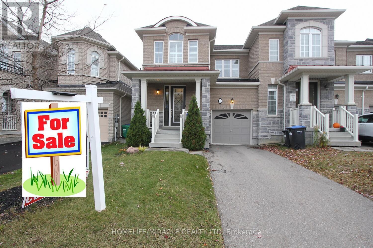 8 MEADOWCREEK RD E